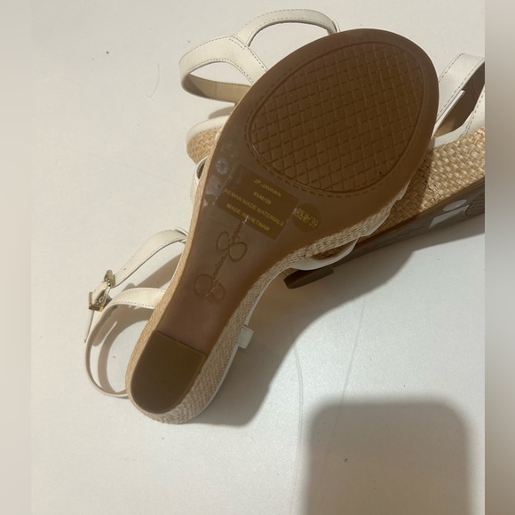 NWOT BOX JESSICA SIMPSON WHITE JAVAWN WEDGE SANDALS IN SIZE 8.5m - Picture 6 of 8